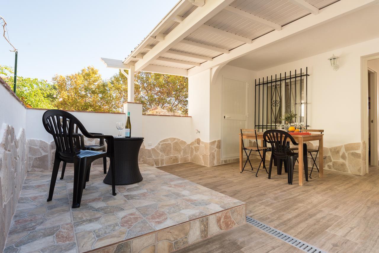 Malagasuite Bungalow Pool Benalmádena Exterior foto
